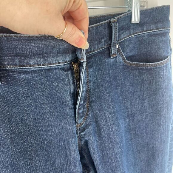 Ann Taylor Womens Modern Fit Jeans Denim Tapered Leg Medium Wash Blue Size 10 - Picture 8 of 10